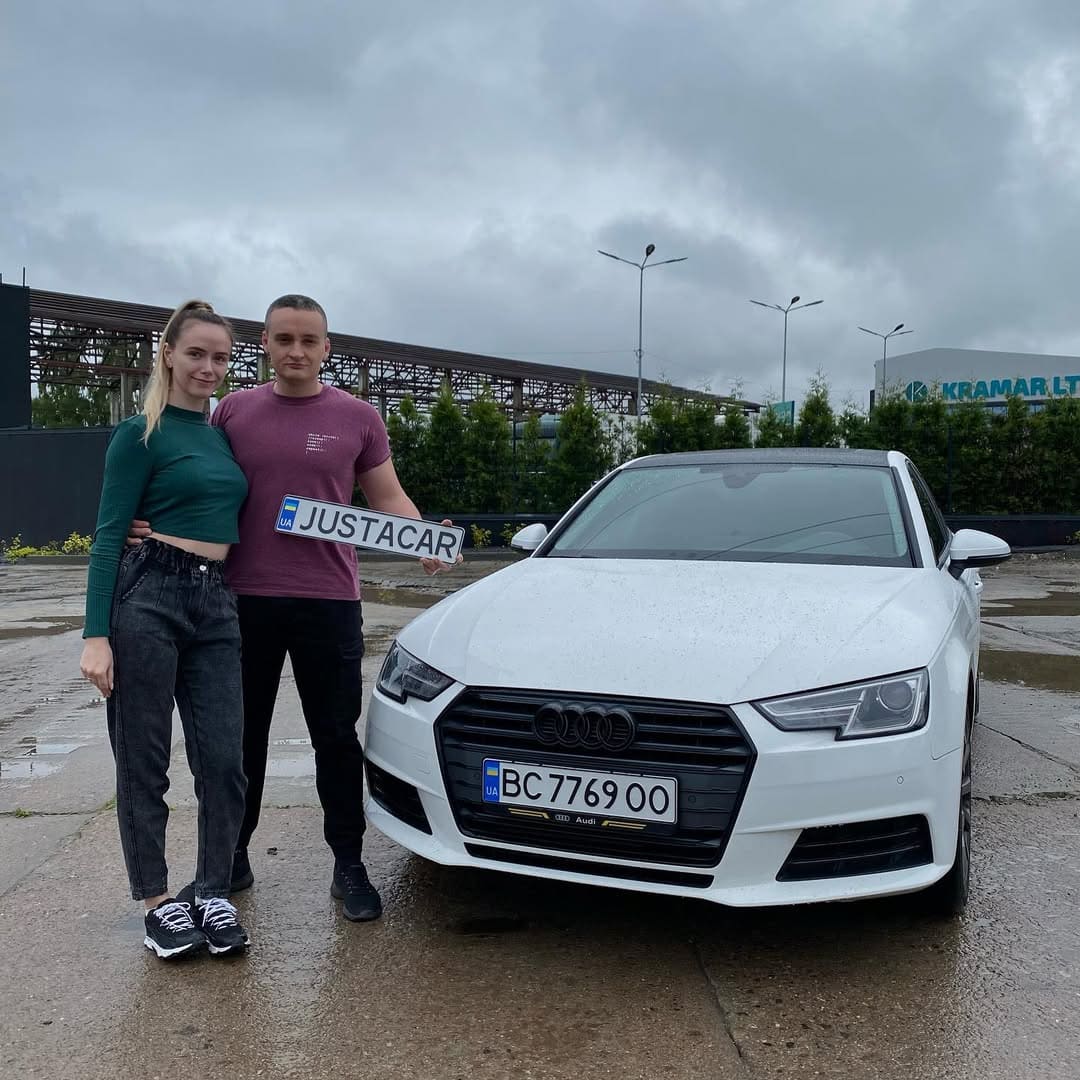Підбір Audi А4 у Львові від JustAcar