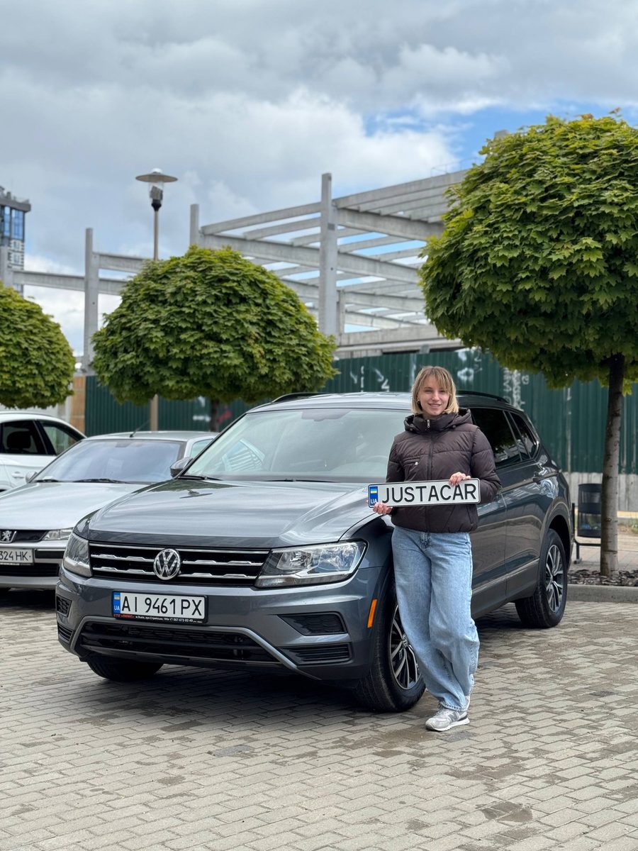Сірий Volkswagen Tiguan 2019 з пробігом 67 тис км, підбір JustAcar